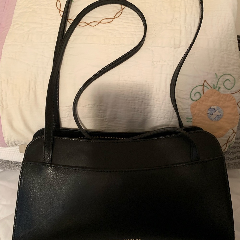Elegant Black Leather Handbag